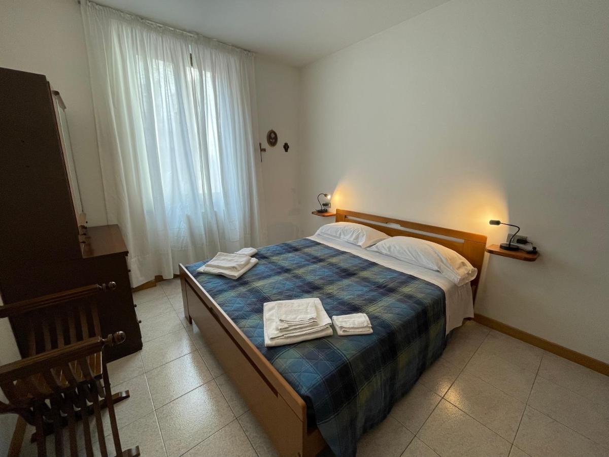 Cozy Apartment With Private Parking On Domaso'S Lakeside - Larihome A09 Buitenkant foto