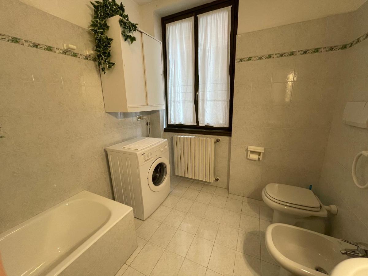 Cozy Apartment With Private Parking On Domaso'S Lakeside - Larihome A09 Buitenkant foto